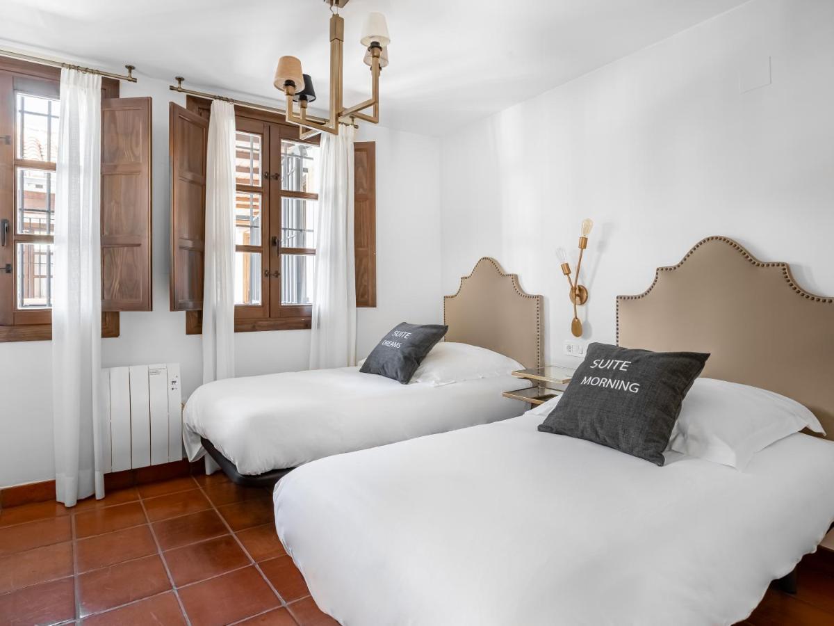 Limehome Granada Calle Santa Ana מראה חיצוני תמונה