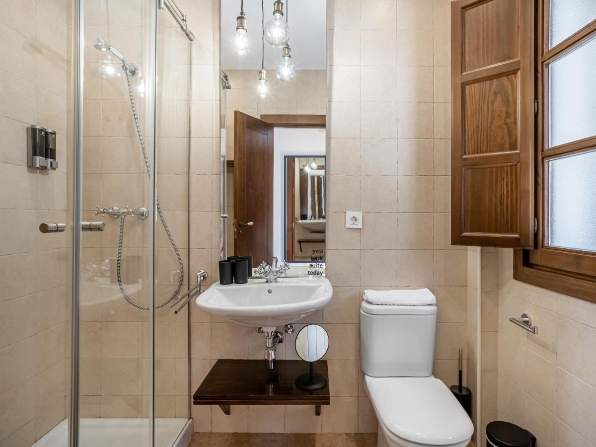 Limehome Granada Calle Santa Ana מראה חיצוני תמונה