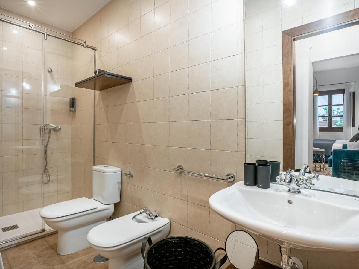 Limehome Granada Calle Santa Ana מראה חיצוני תמונה